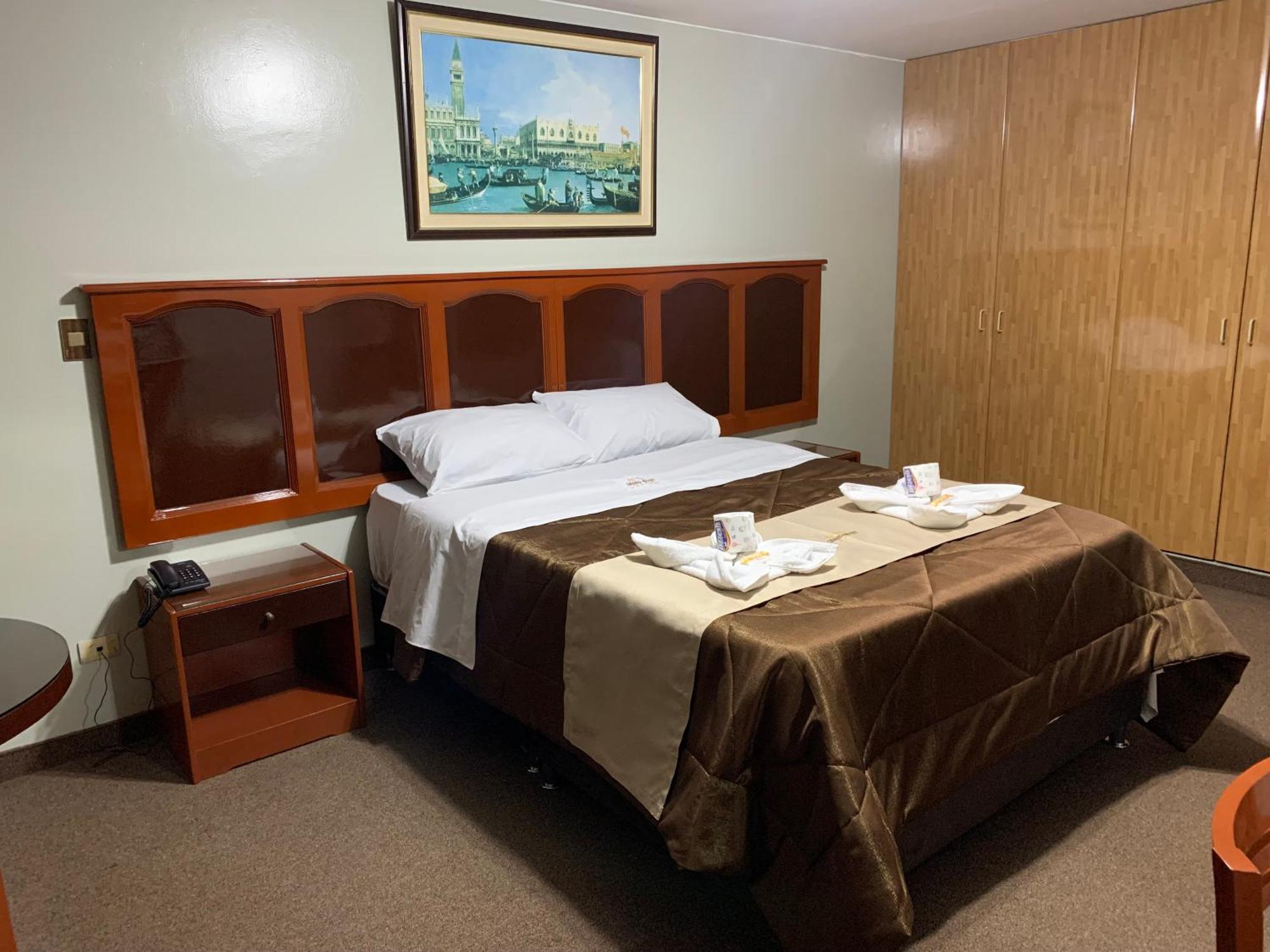 Grand Hotel Betsy Lima Bagian luar foto