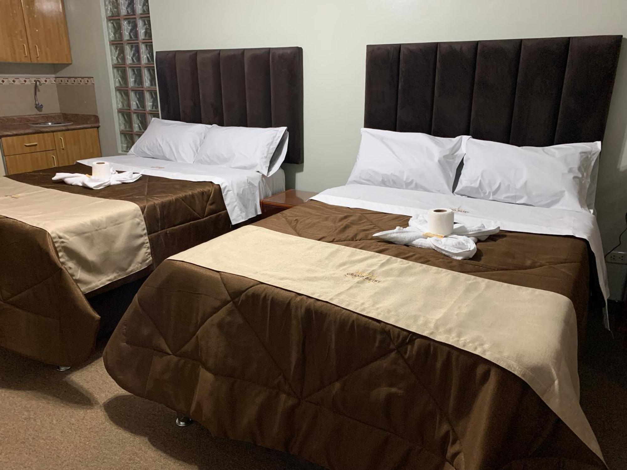 Grand Hotel Betsy Lima Bagian luar foto