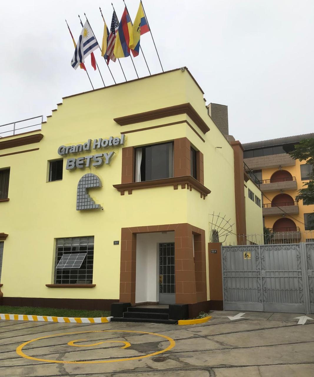 Grand Hotel Betsy Lima Bagian luar foto