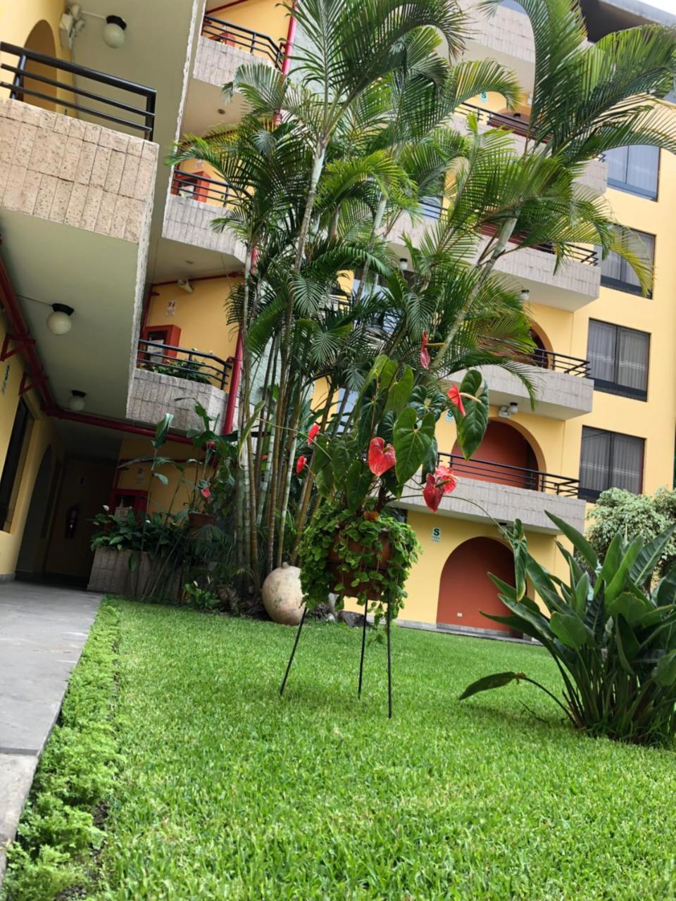 Grand Hotel Betsy Lima Bagian luar foto